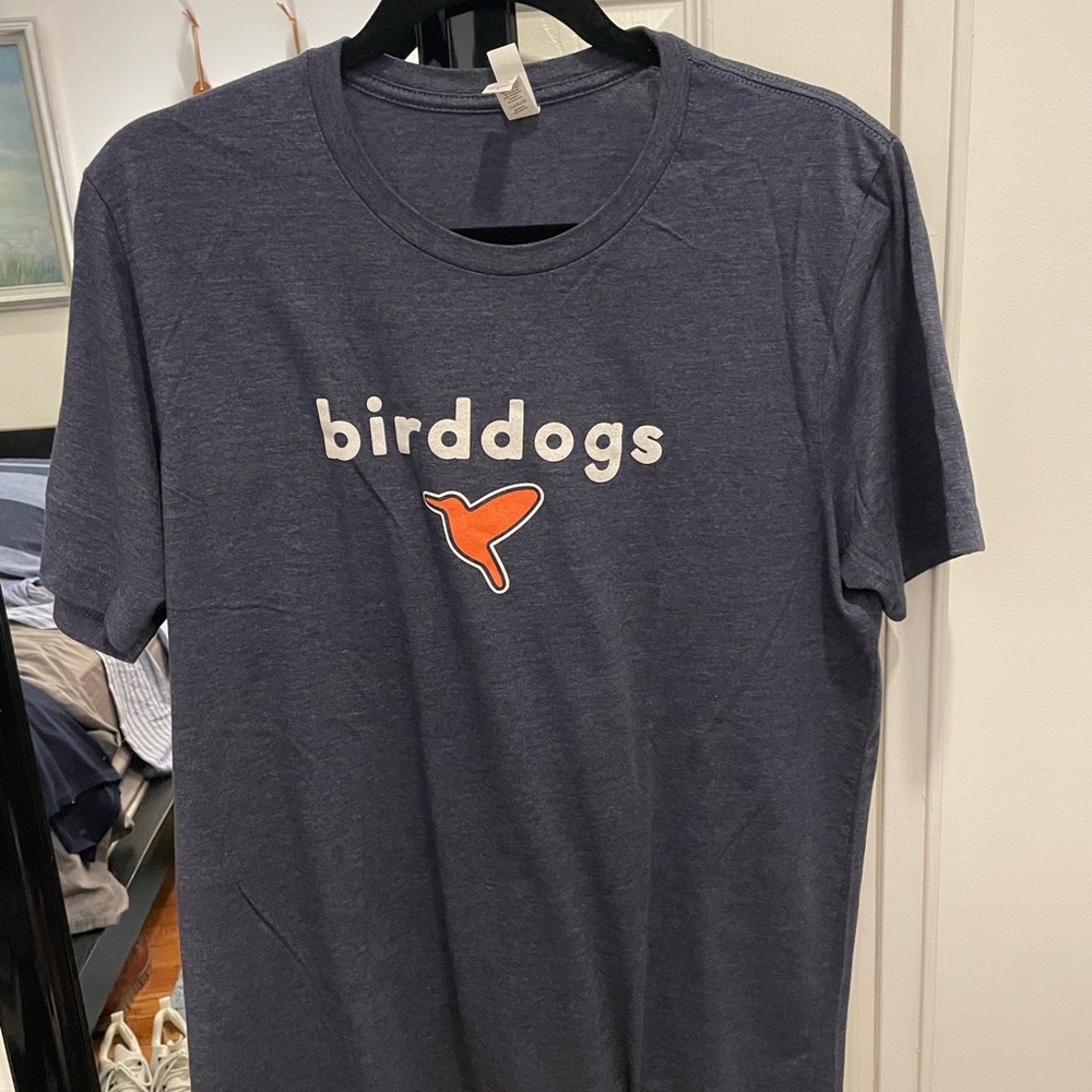 Birddogs size L t-shirt.
